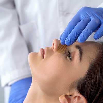 rinoplastika-gorbinki-nosa-pokazaniya-metody-provedeniya-vosstanovlenie